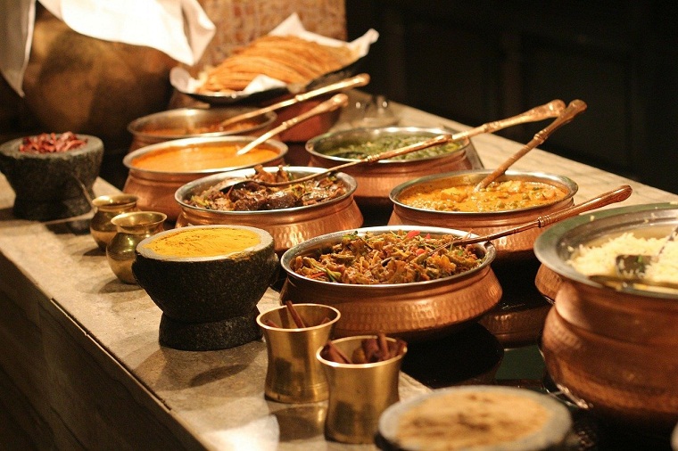 Bombay Caterers Association seeks regulations from Government